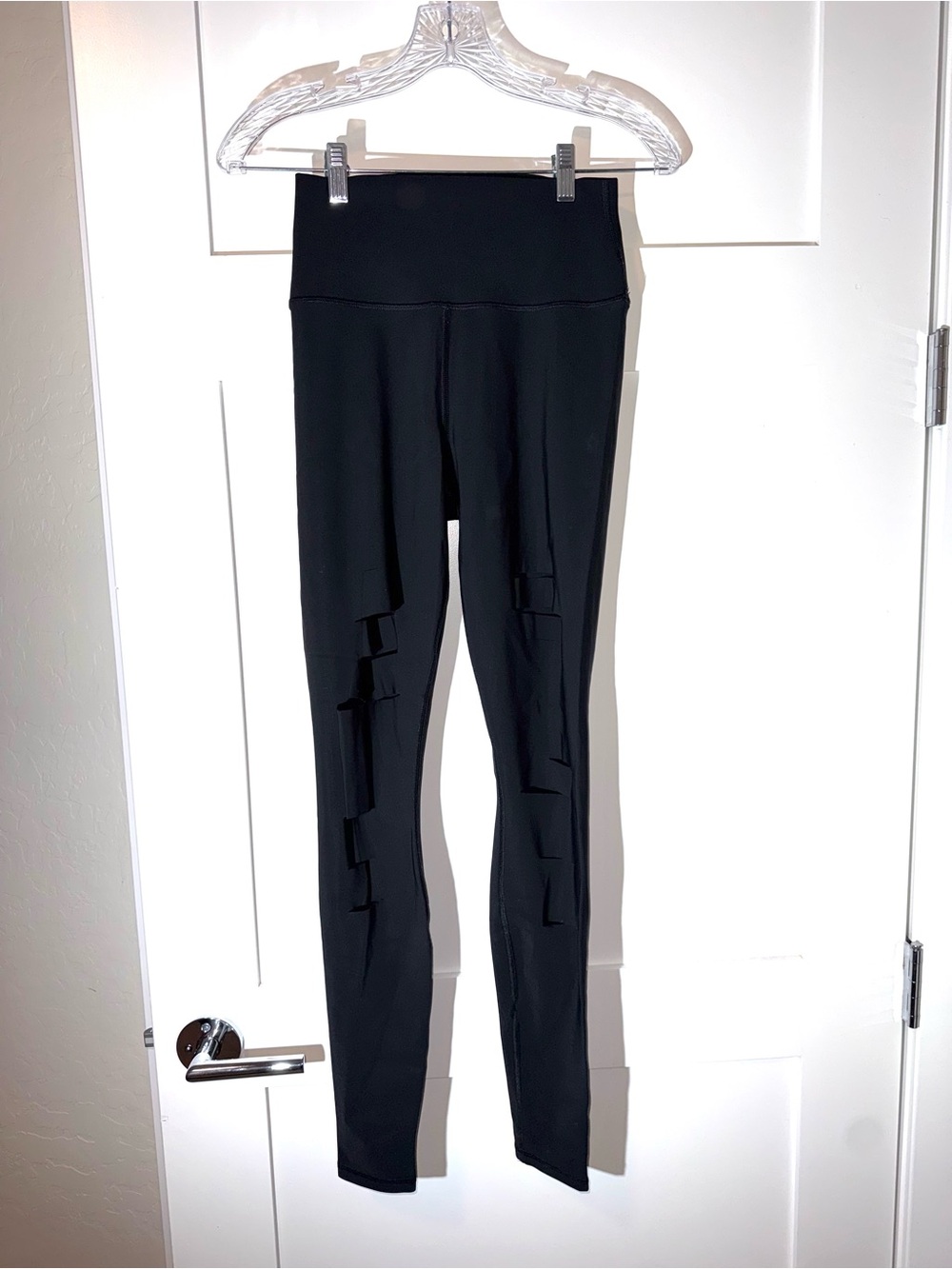 ALO Yoga Warrior Ripped Leggings